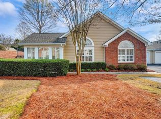 135 Vintage Club Cir #13, Marietta, GA 30066