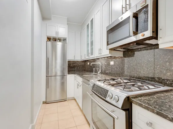 220 East 54th Street 10C image 1 of 10