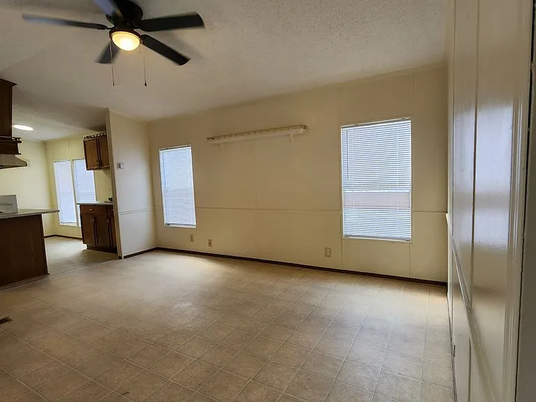 1022 Linda Ln — Photo 16