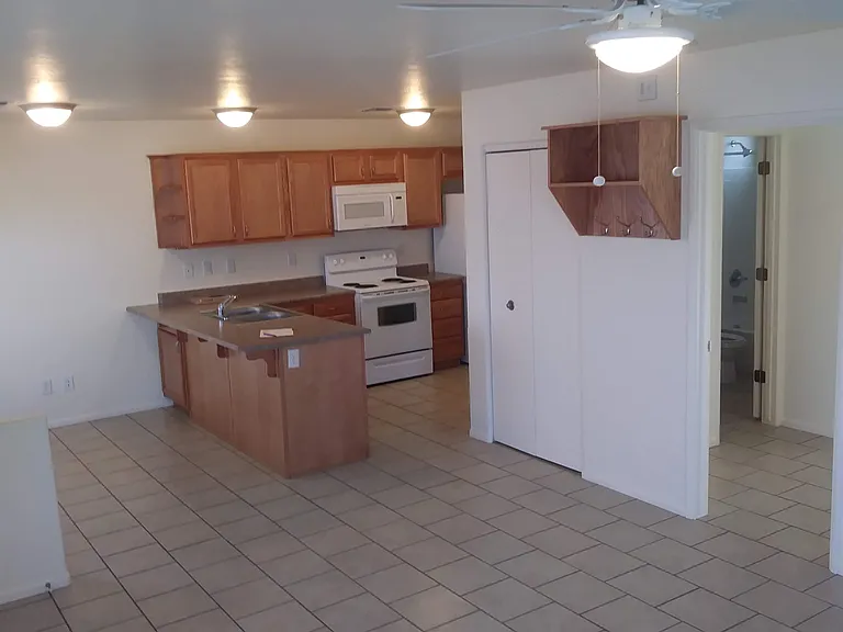 89 E Cliff House Dr #A — Photo 3