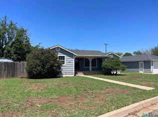 2409 Axtell St, Clovis, NM 88101