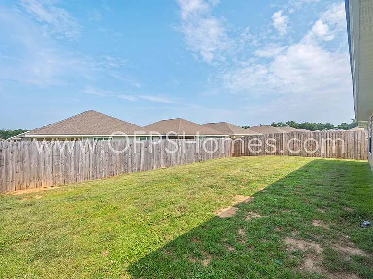 4405 White Birch Ct — Photo 32
