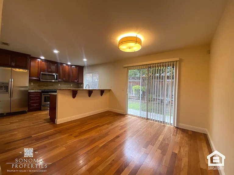 208 Todd Ave — Photo 15