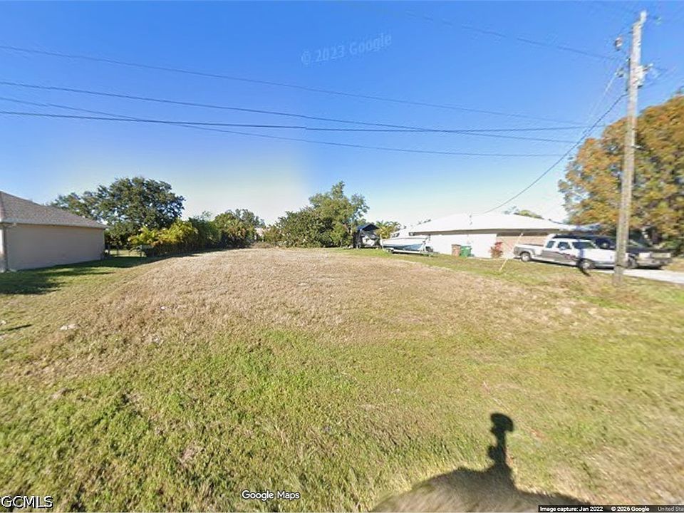 1st image of 2203 NE 21st Pl