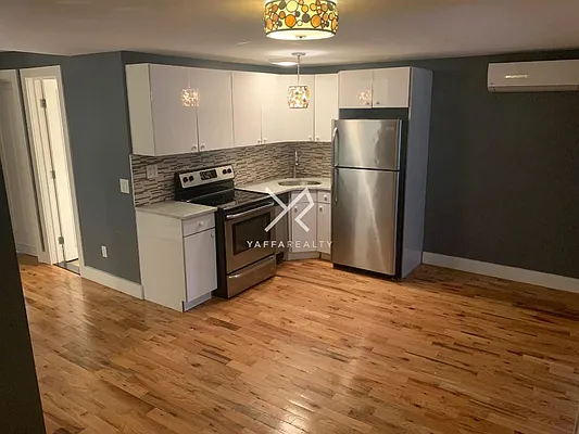 Rented by Yaffa Realty LLC | media 1