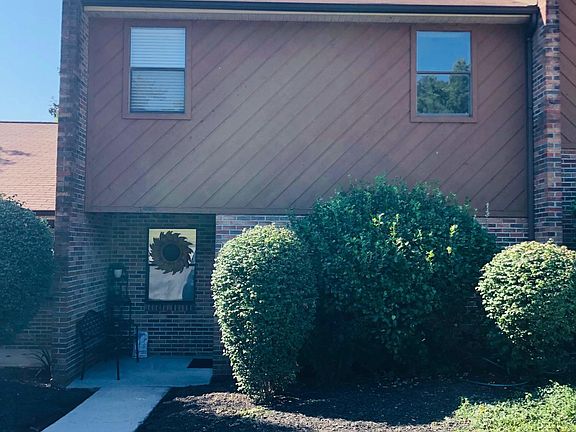 3rd image of 2909 La Villas Dr APT 402