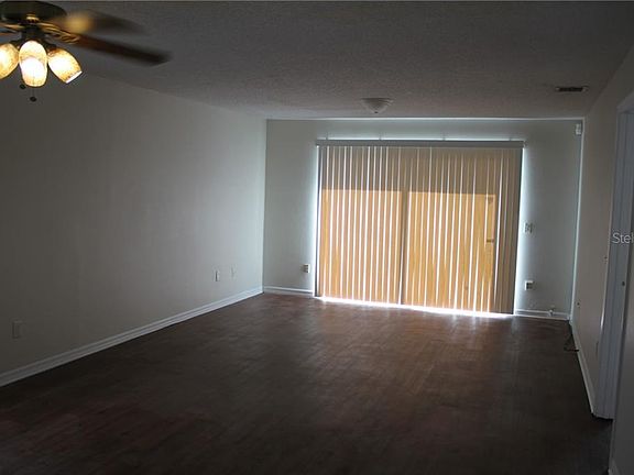 5th image of 11519 Thurston Way