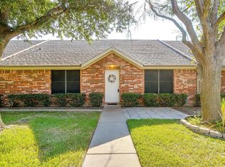 960 Austin Ct, Weatherford, TX 76086