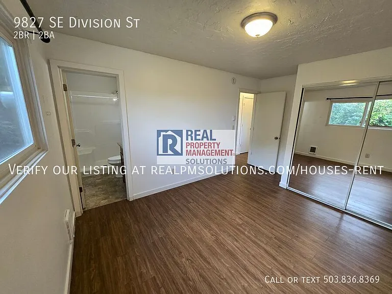 9827 SE Division St — Photo 10