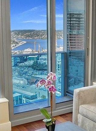 5th image of 737 Olive Way APT 3601