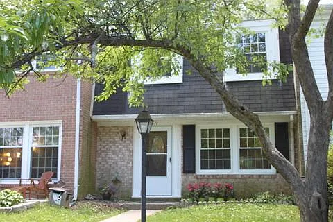 5471 Woodenhawk Cir — Photo 8