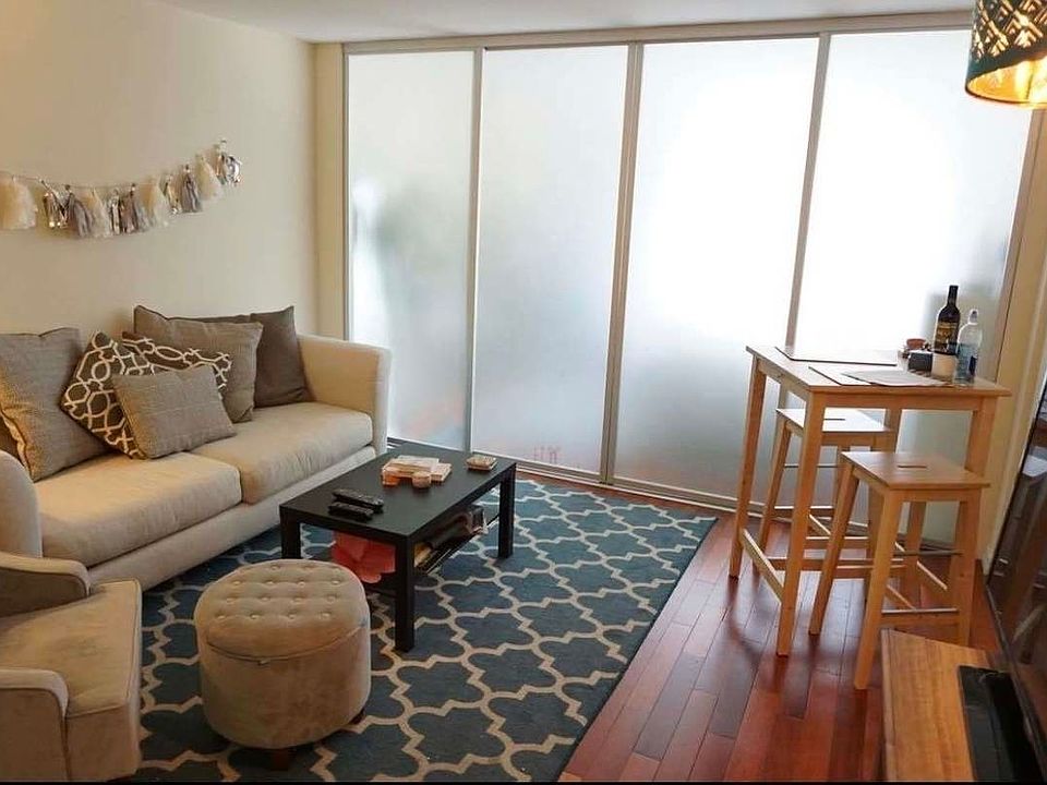 1st image of 279 E 44th St APT 4E