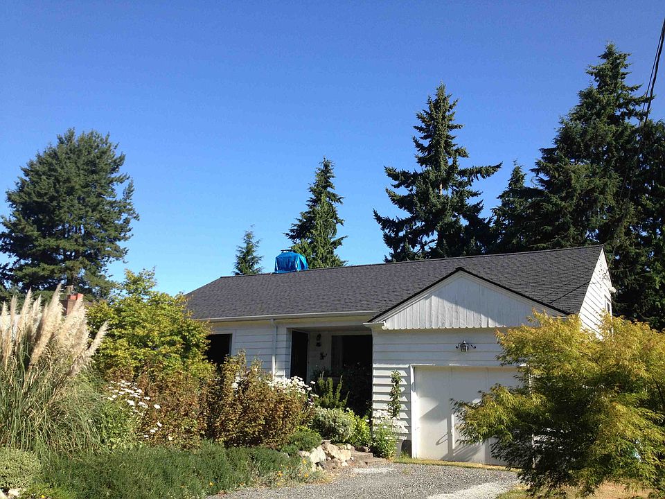 2nd image of 3042 NE 92nd St