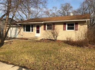 4731 Bunker Hill Rd, Loves Park, IL 61111