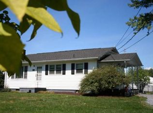 120 Emery Ln, Inwood, WV 25428