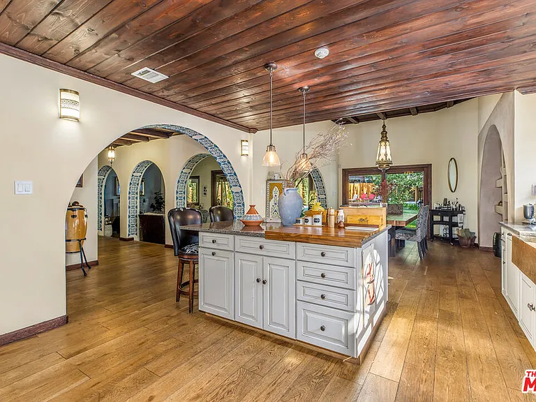 3092 Laurel Canyon Blvd — Photo 7