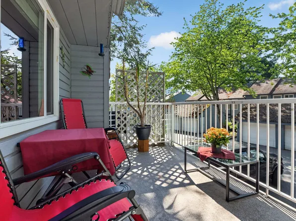 461 Carlsen Pl, Pt Moody, BC V3H 4A1
