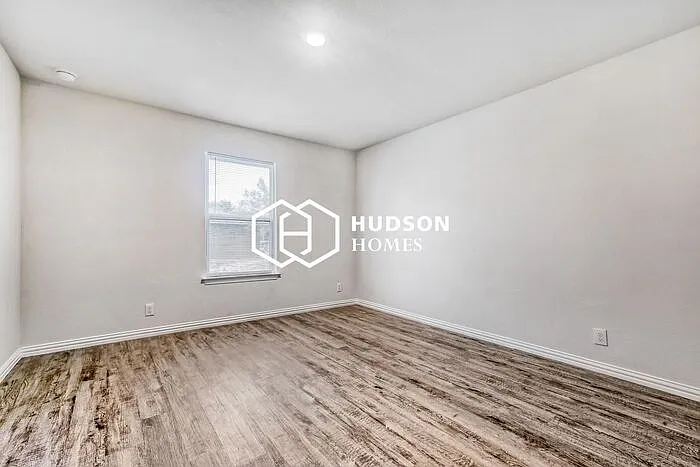 5338 Natho St — Photo 7