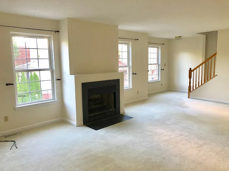 139 Morewood Ave #C — Photo 5