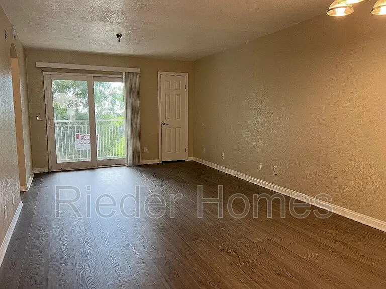 5252 Orange Ave #127 — Photo 1