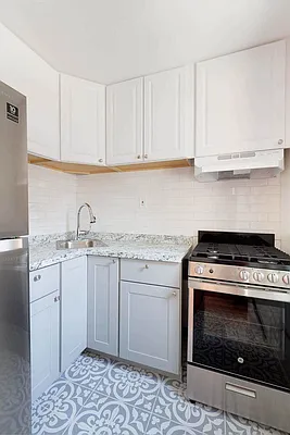 Rented by Engel and Volkers Brownstone Brooklyn | media 8