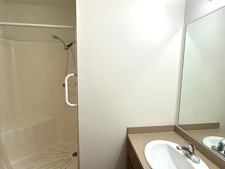 3115 W Raynell St — Photo 20