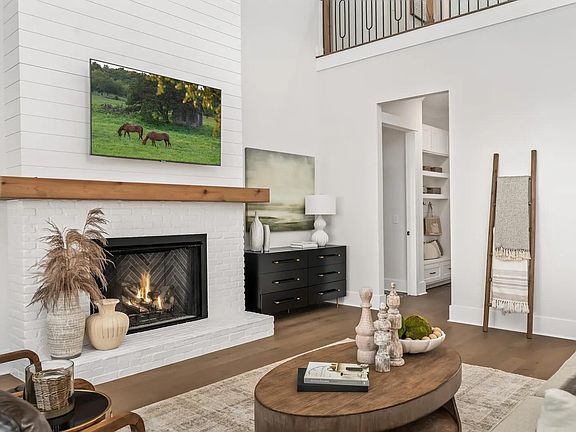 The Arydale Family Room