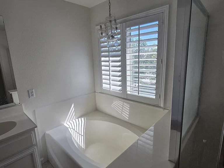 708 Eucalyptus Ave — Photo 39