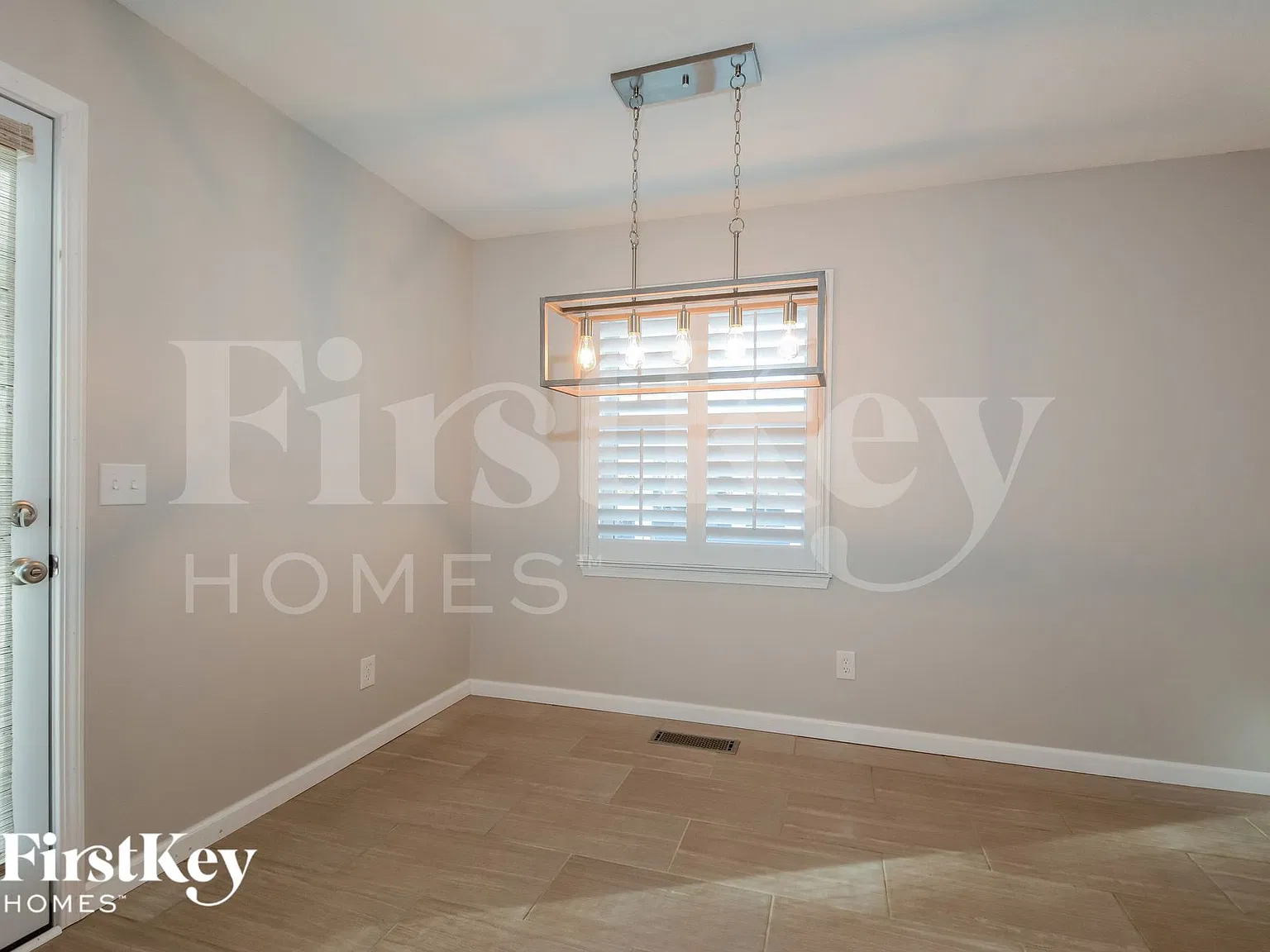 4 bed, 3.0 bath, 3141 sqft, $3,465 — Photo 4