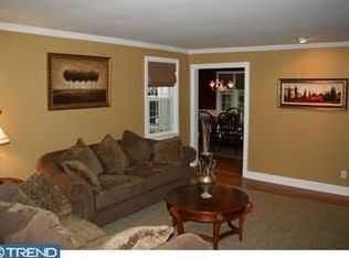 5037 Sylvia Rd, Drexel Hill, PA 19026