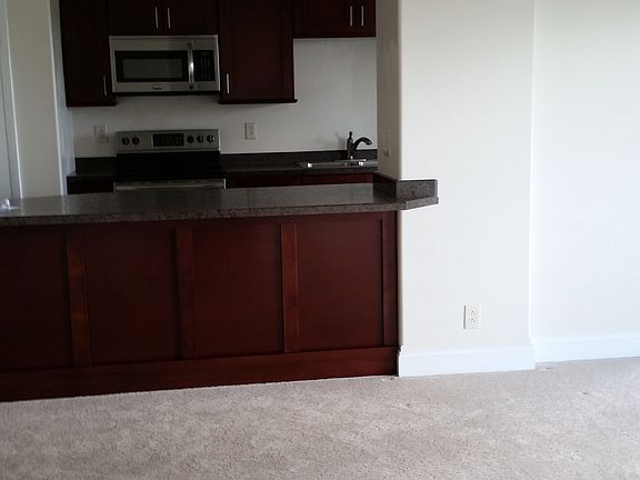 4th image of 1217 Delaware Ave APT 604