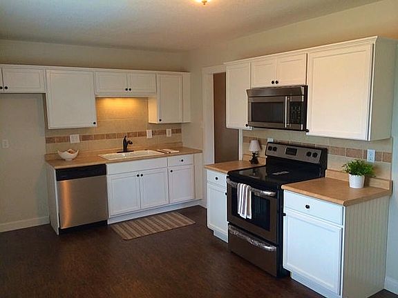 4th image of 6405 Cadbury Dr NW