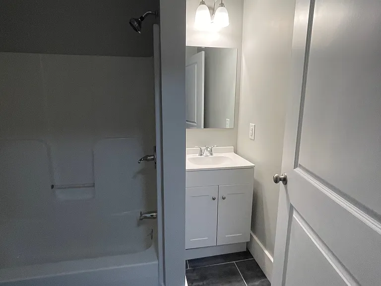 125 E Broadway St #3 — Photo 9