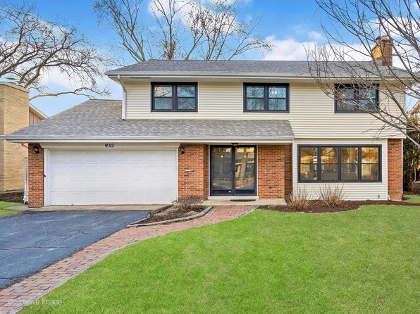 932 S Bruner St, Hinsdale, IL 60521