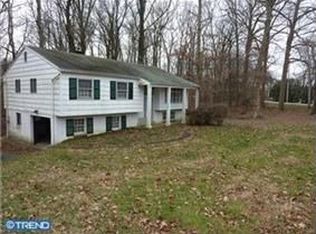 1188 Woodward Dr, West Chester, PA 19380