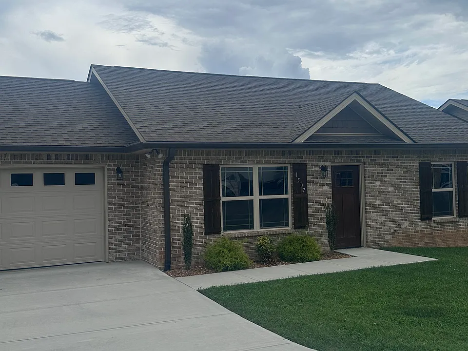 1507 Green Ln #1507