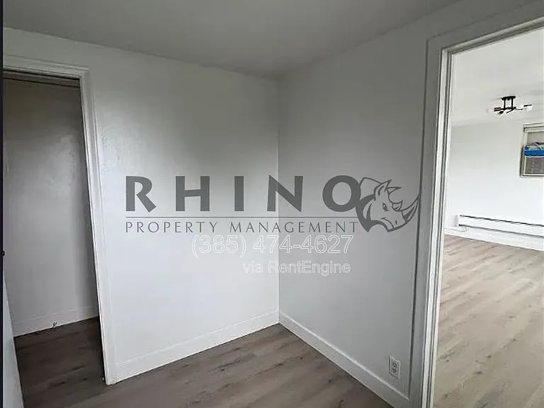 615 E Grand St #1 — Photo 7