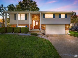 449 Oak Dr, Sainte Genevieve, MO 63670