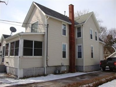223 N Pearl St, Janesville, WI, 53548
