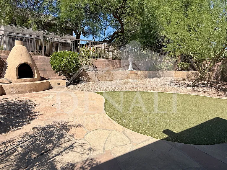 3533 N Desert Oasis — Photo 31