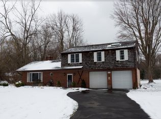 551 Casey Rd, East Amherst, NY 14051