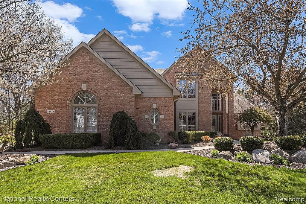 10479 Overhill Dr, Brighton, MI 48114 Zillow