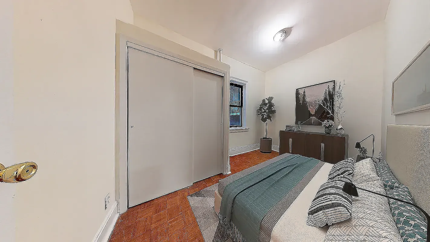 720 2nd Avenue — Photo 3