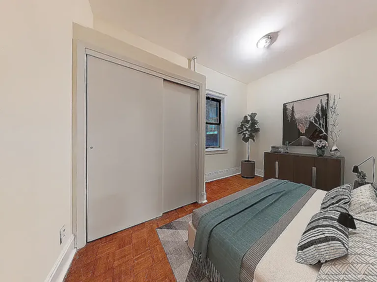 720 2nd Ave #1 — Photo 3