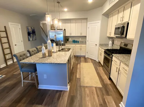120 Two Penny Pl, Williamsburg, VA 23185