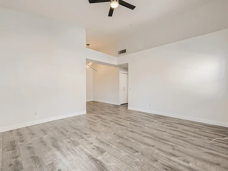 2153 Jasper Bluff St #201 — Photo 4