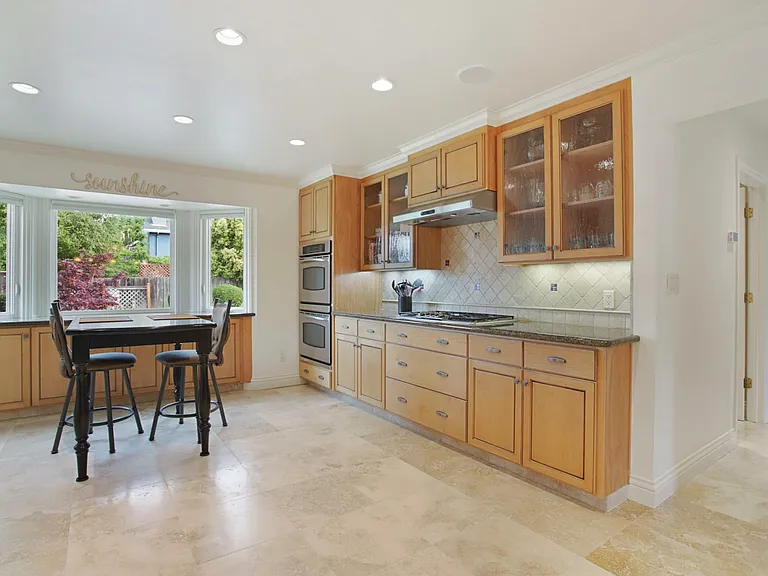 2925 Park Oak Dr — Photo 6