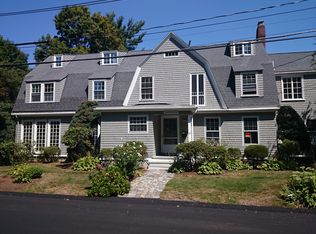 17 Lee Rd, Newton, MA 02467