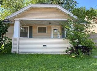 1352 H Ave NE, Cedar Rapids, IA 52402