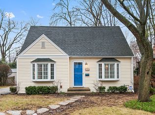 2239 Illinois Rd, Northbrook, IL 60062